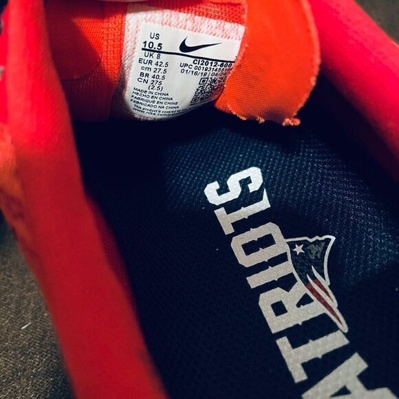 Nike Air Zoom Pegasus 36 New England Patriots CI2012-600 Women's 10.5 Men 8.5 - Picture 12 of 15